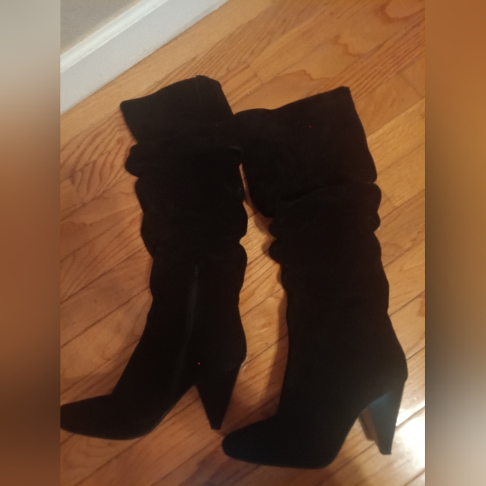 International concepts knee high boots
